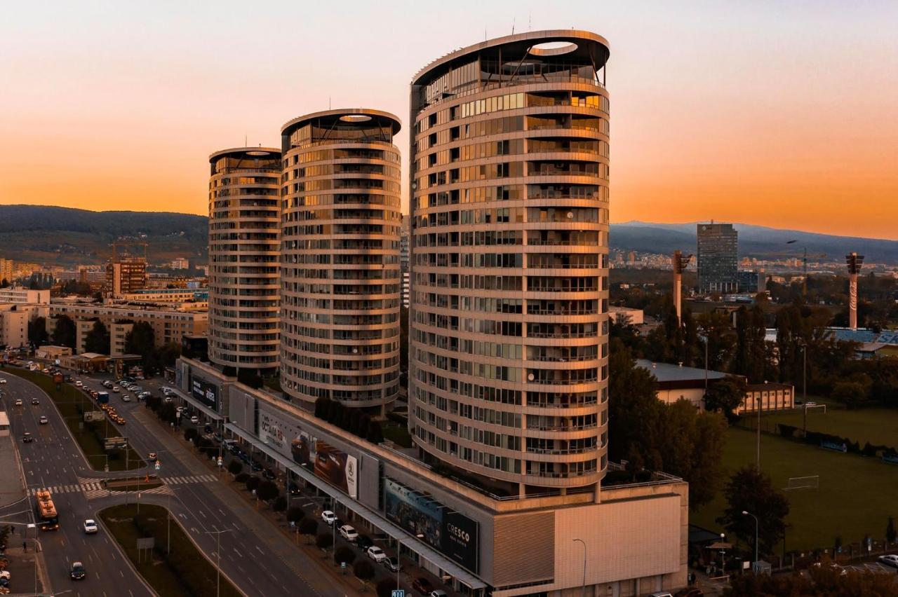 Appartamento Fantastic View From The 20Th Floor Bratislava Esterno foto